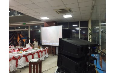 Cho thuê loa mic âm thanh thuê máy chiếu tại Hà Nội